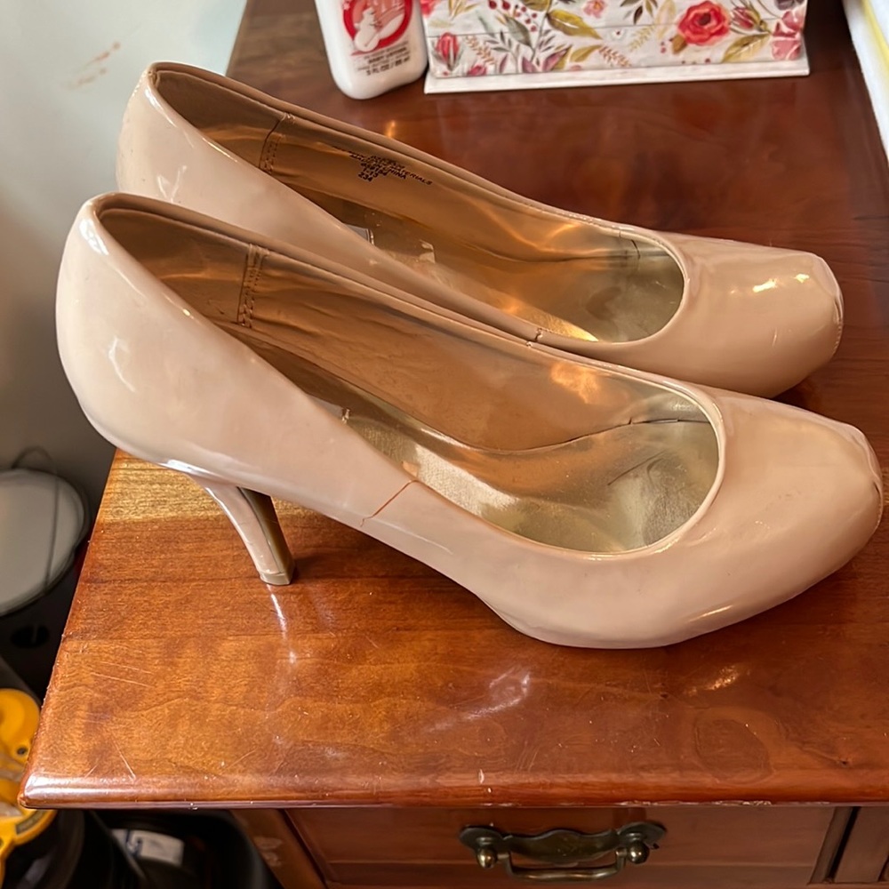 Nude heels - Picture 2 of 5